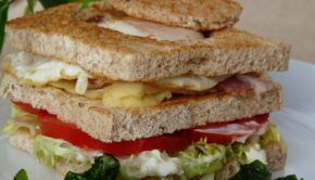 sandwiche americano y espinacas fritas3